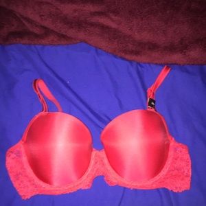 NWT Victoria Secret Demi Bra 34D